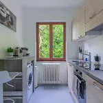 Bianca Lierna Βίλα *