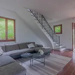 Bianca Lierna Βαρένα