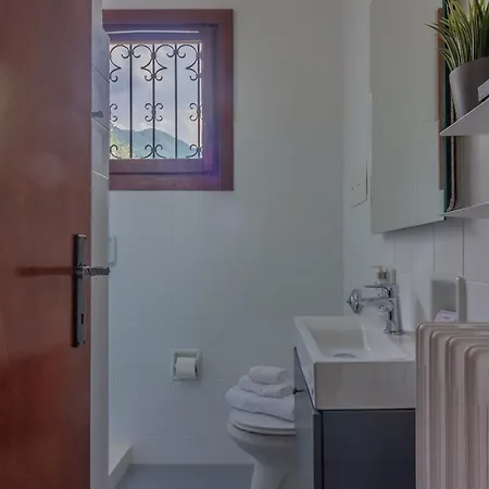 Bianca Lierna * Varenna