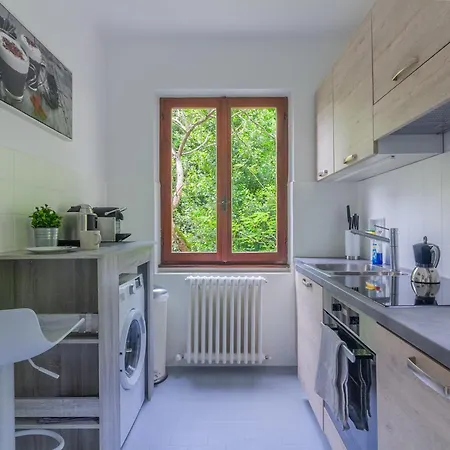 Bianca Lierna Villa *