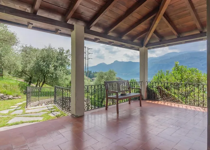 Bianca Lierna Varenna