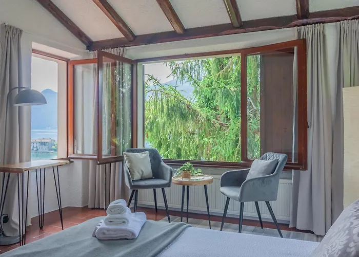 Bianca Lierna Villa Varenna