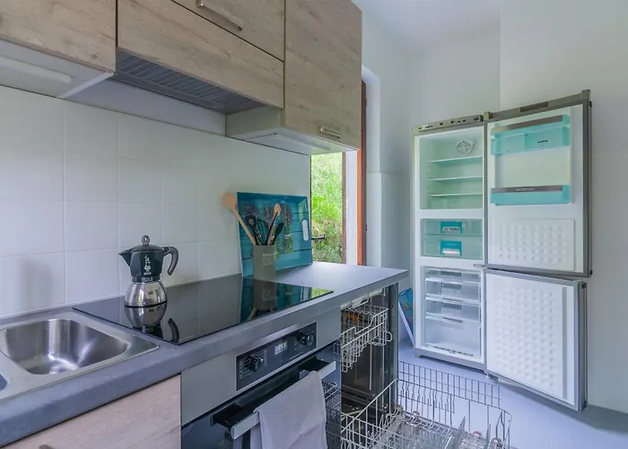 Bianca Lierna Villa *