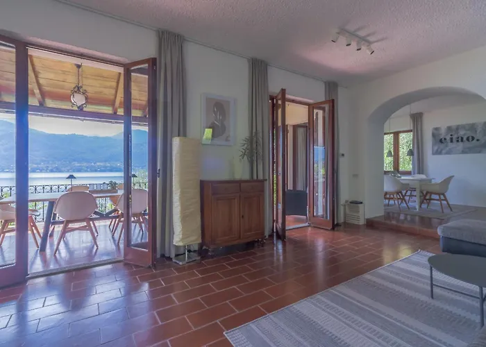 Bianca Lierna * Varenna