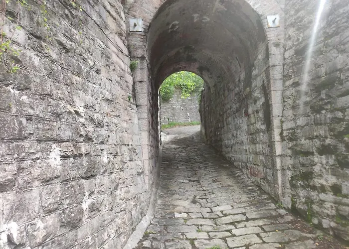 Bianca Lierna Villa Varenna